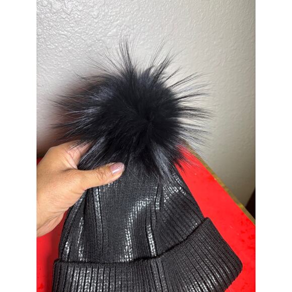 Adrienne Landau WOMEN's Fur Pom Pom BLACK Metallic Beanie Hat NWOT - Picture 3 of 7